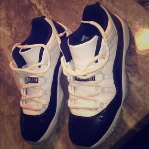 Air Jordan’s 11 retro low